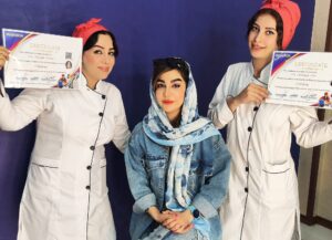 بهترین دوره آموزش کاشت ناخن در اهواز | آموزشگاه کاشت ناخن در اهواز